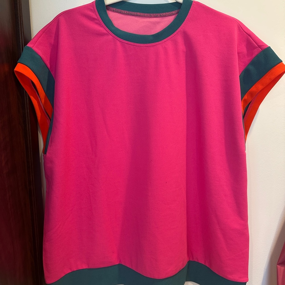 Women’s Pink Colorblock Short Sleeve Top